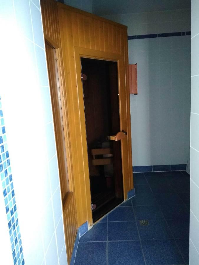 Sapphire Apartment ريفال المظهر الخارجي الصورة