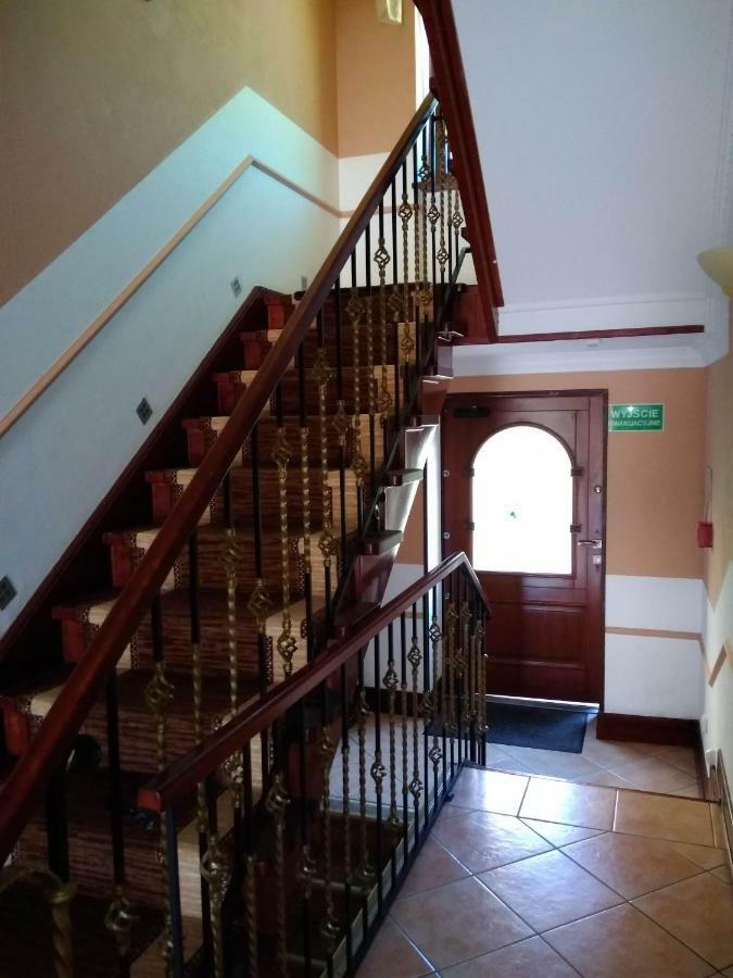 Sapphire Apartment ريفال المظهر الخارجي الصورة