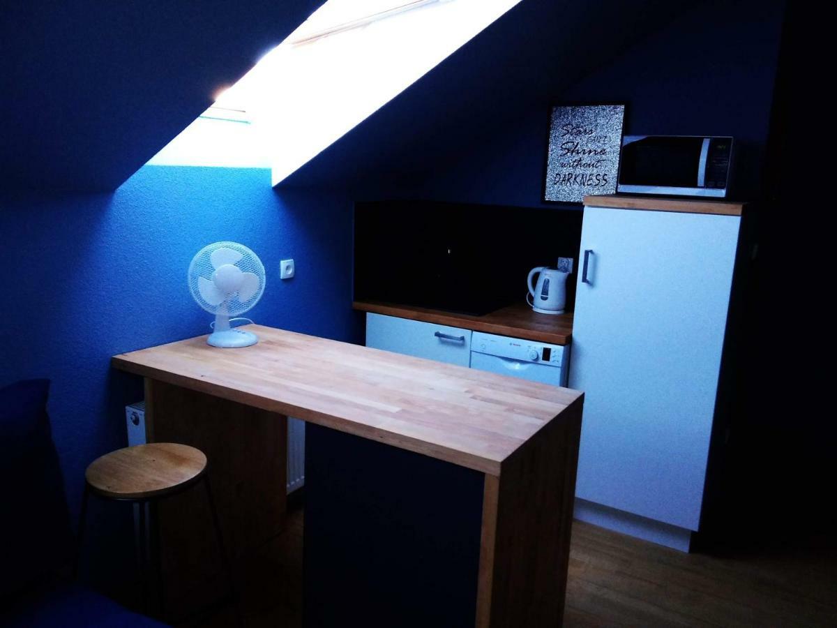 Sapphire Apartment ريفال المظهر الخارجي الصورة