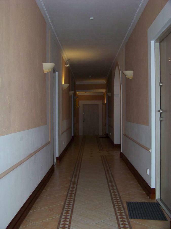 Sapphire Apartment ريفال المظهر الخارجي الصورة