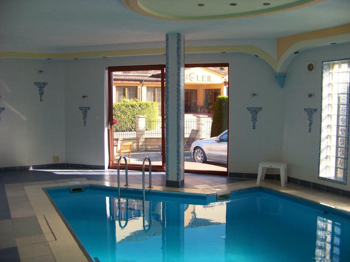 Sapphire Apartment ريفال المظهر الخارجي الصورة