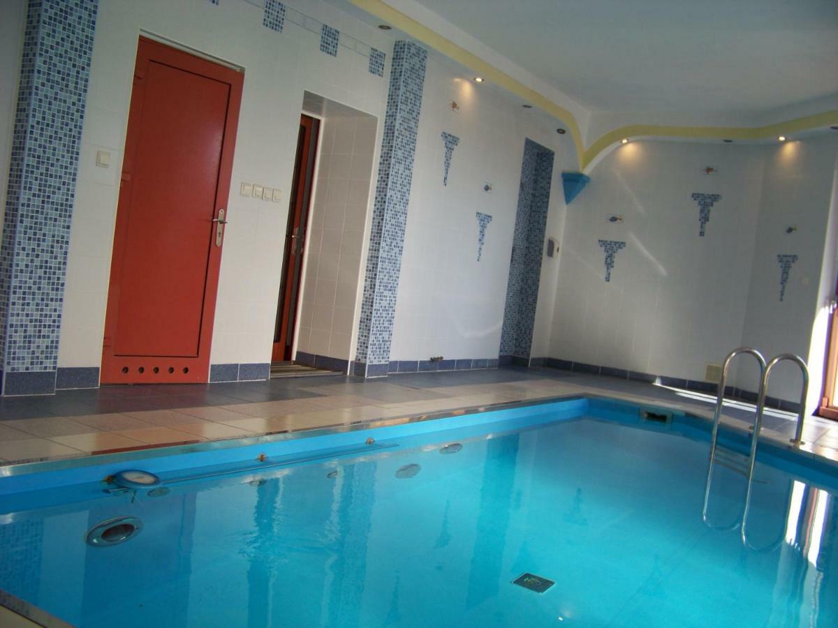 Sapphire Apartment ريفال المظهر الخارجي الصورة